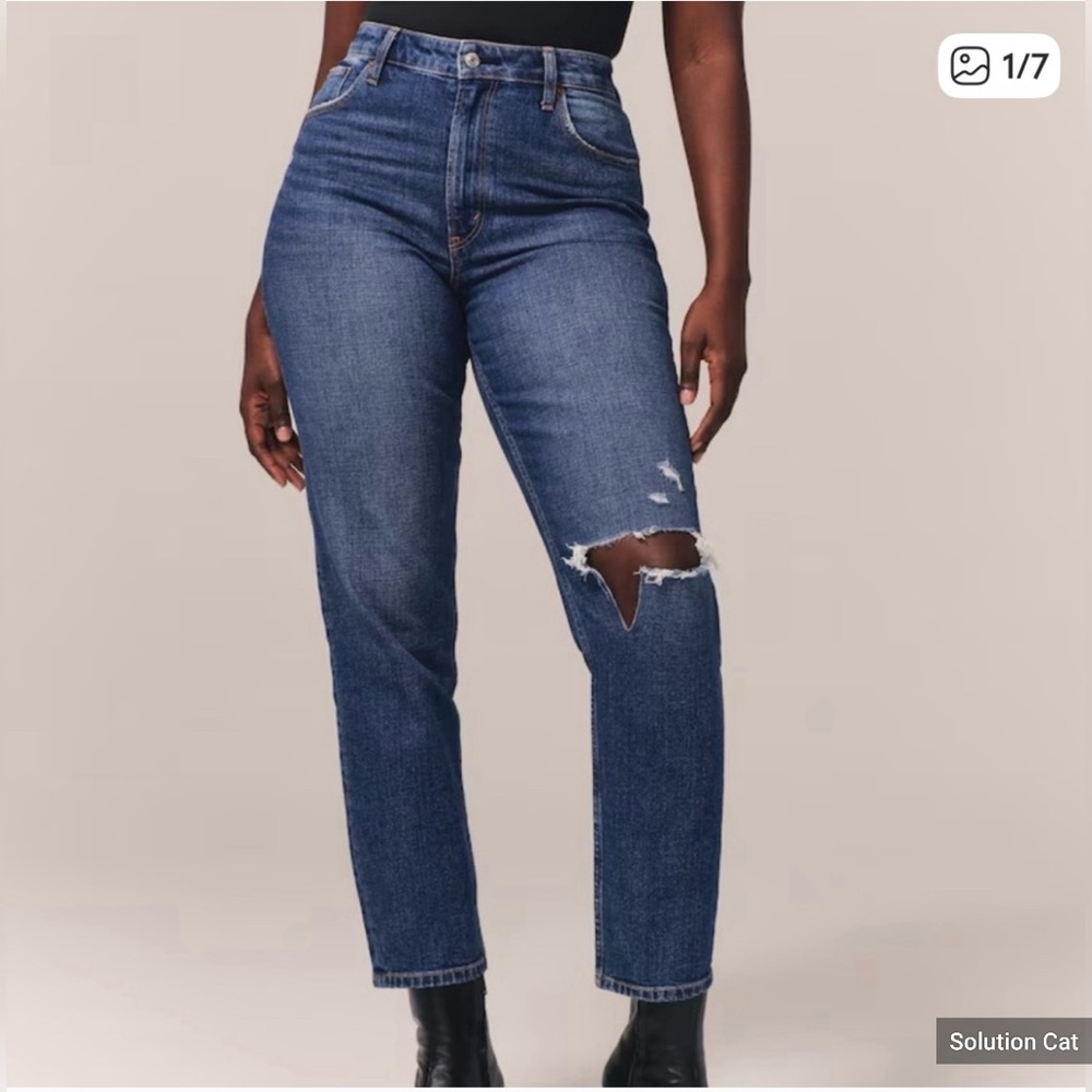 Abercrombie & Fitch Curve Love High Rise Mom Jean - Blue